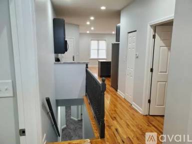 Main picture of 1161 E 61st St