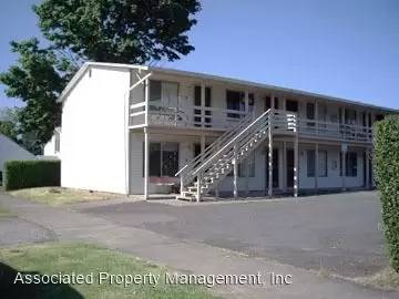 Main picture of 182 NE Jackson St