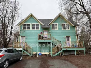 Main picture of 53 Walnut St