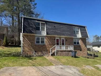 Main picture of 219 Edwina Ct