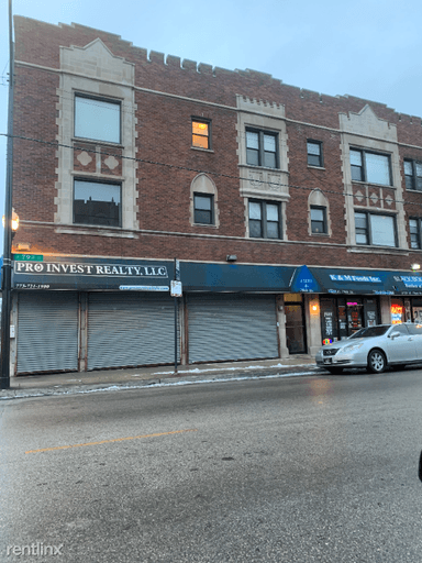 Main picture of 1723 E 79th St