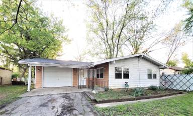 Main picture of 209 Gladys Rd