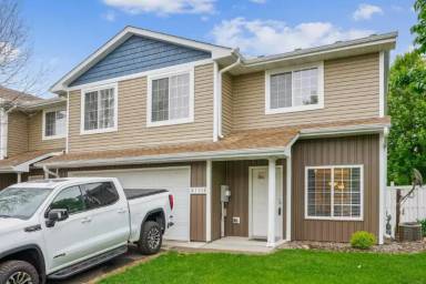 Main picture of 21113 N Clydesdale Curv