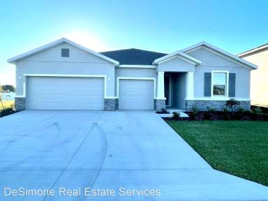 Main picture of 8222 SW 59th Ave