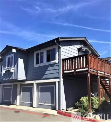 Main picture of 586 Groth Dr