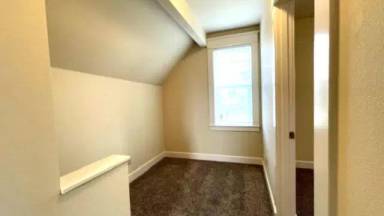 Main picture of 106 Pearl Ave SE