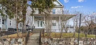 Main picture of 249 Ringgold St
