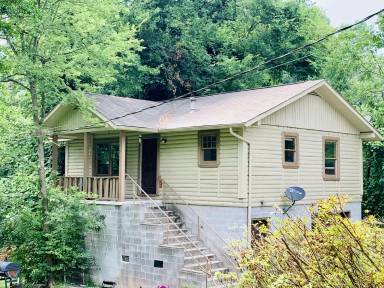 Main picture of 29 Broncos Dr