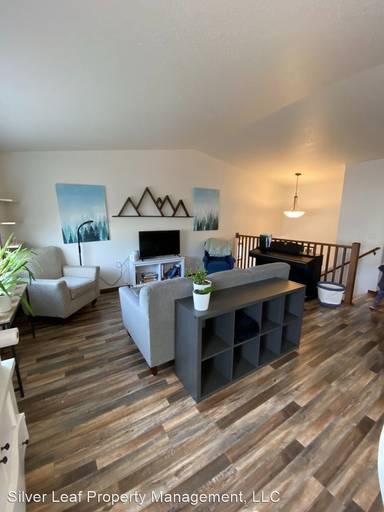 Main picture of 2712 Westwood St W