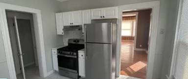 Main picture of 125 Lamberton St