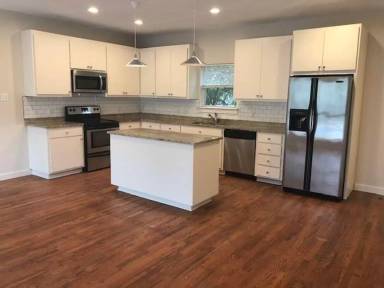 Main picture of 4604 Duval St