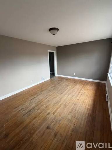 Main picture of 1842 Orchard Dr