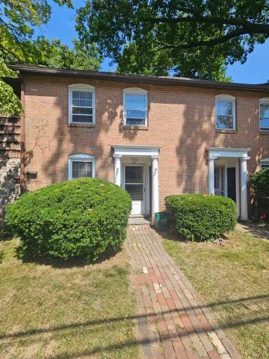 Main picture of 505 Brighton St