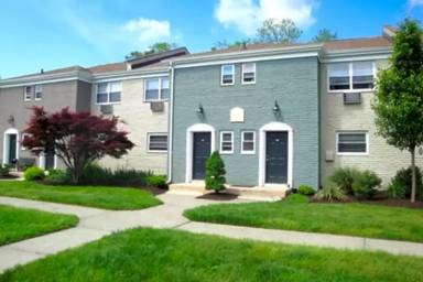 Main picture of 2633 South Rd