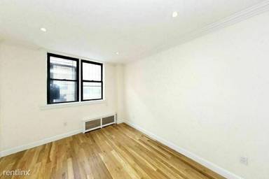 Main picture of 340 E 61st St