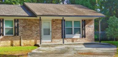 Main picture of 805 Sandpiper Dr