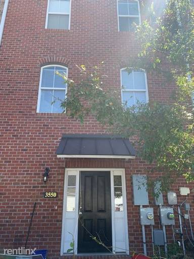 Main picture of 3550 Saint James Ave