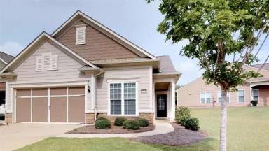 Main picture of 1121 Summer Hollow Rd