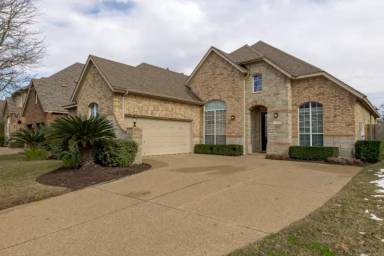 Main picture of 2275 Fernspring Dr