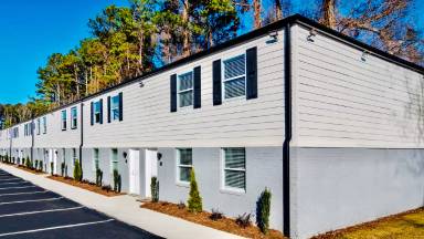 Main picture of Crystal Gardens Apartments