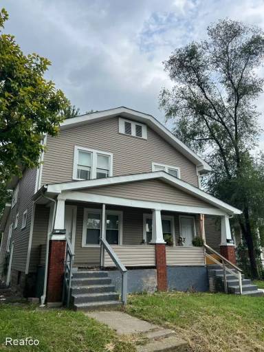 Main picture of 2372 Linden Ave