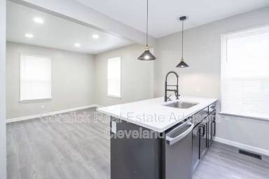 Main picture of 2158 Murray Hill Rd
