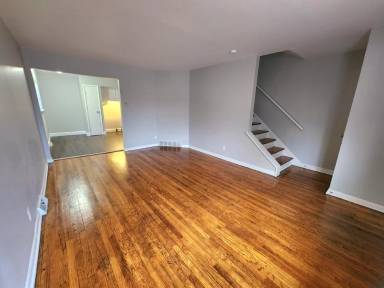 Main picture of 2056 Grasmere Ave