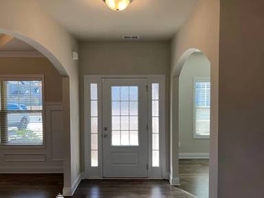 Main picture of 105 Lacey Oak Ln