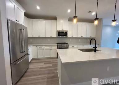 Main picture of 5102 Donatello Dr