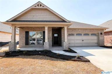 Main picture of 15629 Ironcrest Dr NW