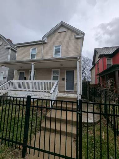 Main picture of 46 Dakota Ave