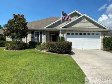 Main picture of 141 Alicia Dr