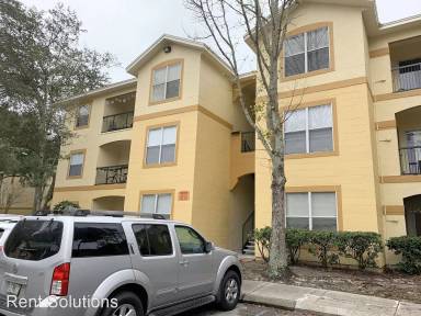 Main picture of Carrollwood Pinnacle
