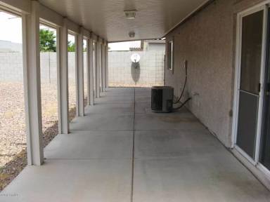 Main picture of 2210 S 72nd Ln