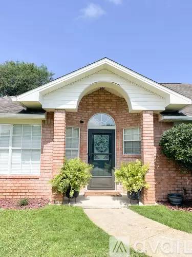 Main picture of 1961 Jessica Way
