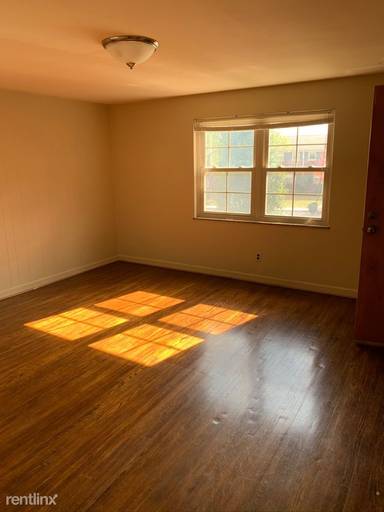 Main picture of 1106 Sells Ave