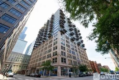 Main picture of 565 W Quincy Apartments