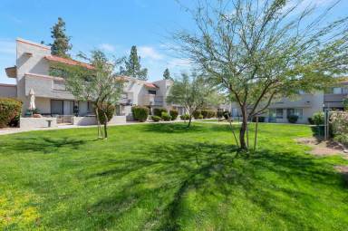 Main picture of 885 N Granite Reef Rd