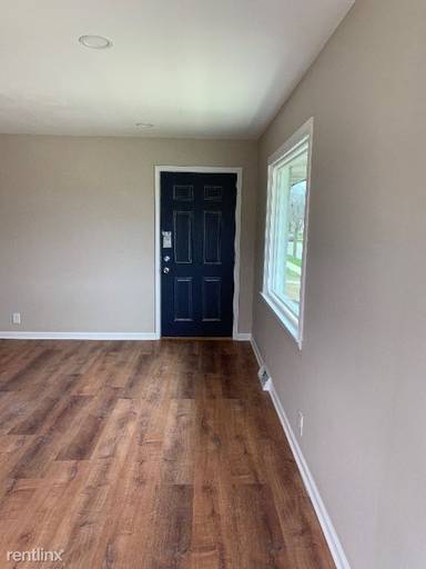 Main picture of 9239 W Sheridan Ave
