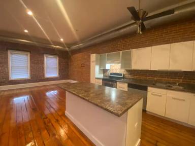 Main picture of 2514 College Ave