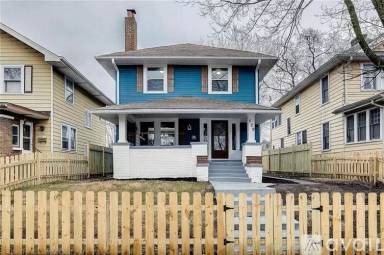 Main picture of 529 N Oxford St