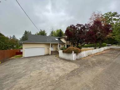 Main picture of 4545 SW Taylors Ferry Rd
