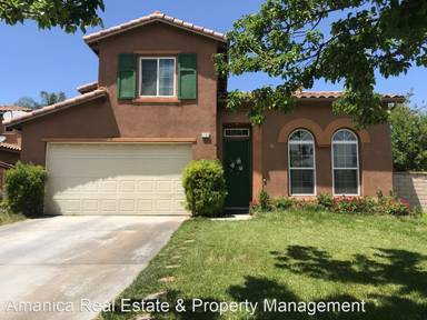 Main picture of 1196 Strand Way