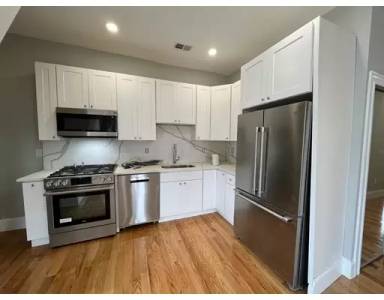 Main picture of 73 Pearl St