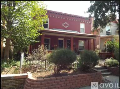Main picture of 2724 N Lafayette St