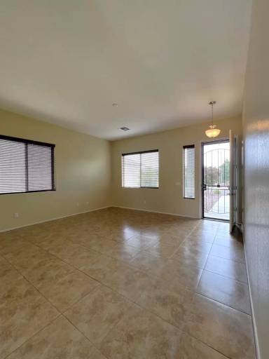 Main picture of 3840 N Wakefield Dr