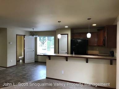 Main picture of 101 W 6th St