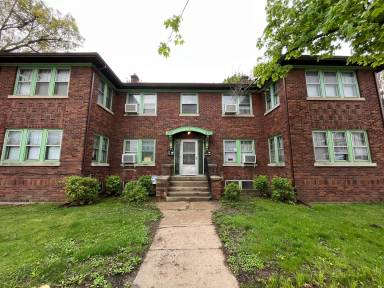 Main picture of 829 Buckbee St