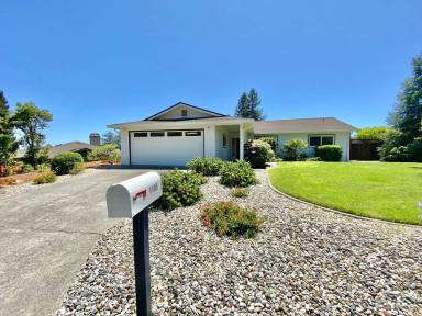 Main picture of 1165 Broadmoor Dr