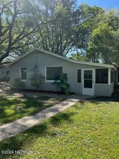Main picture of 4044 Hunter Cir